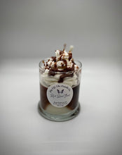 Load image into Gallery viewer, Root Beer Float 10 Oz Dessert Candle
