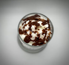 Load image into Gallery viewer, Root Beer Float 10 Oz Dessert Candle
